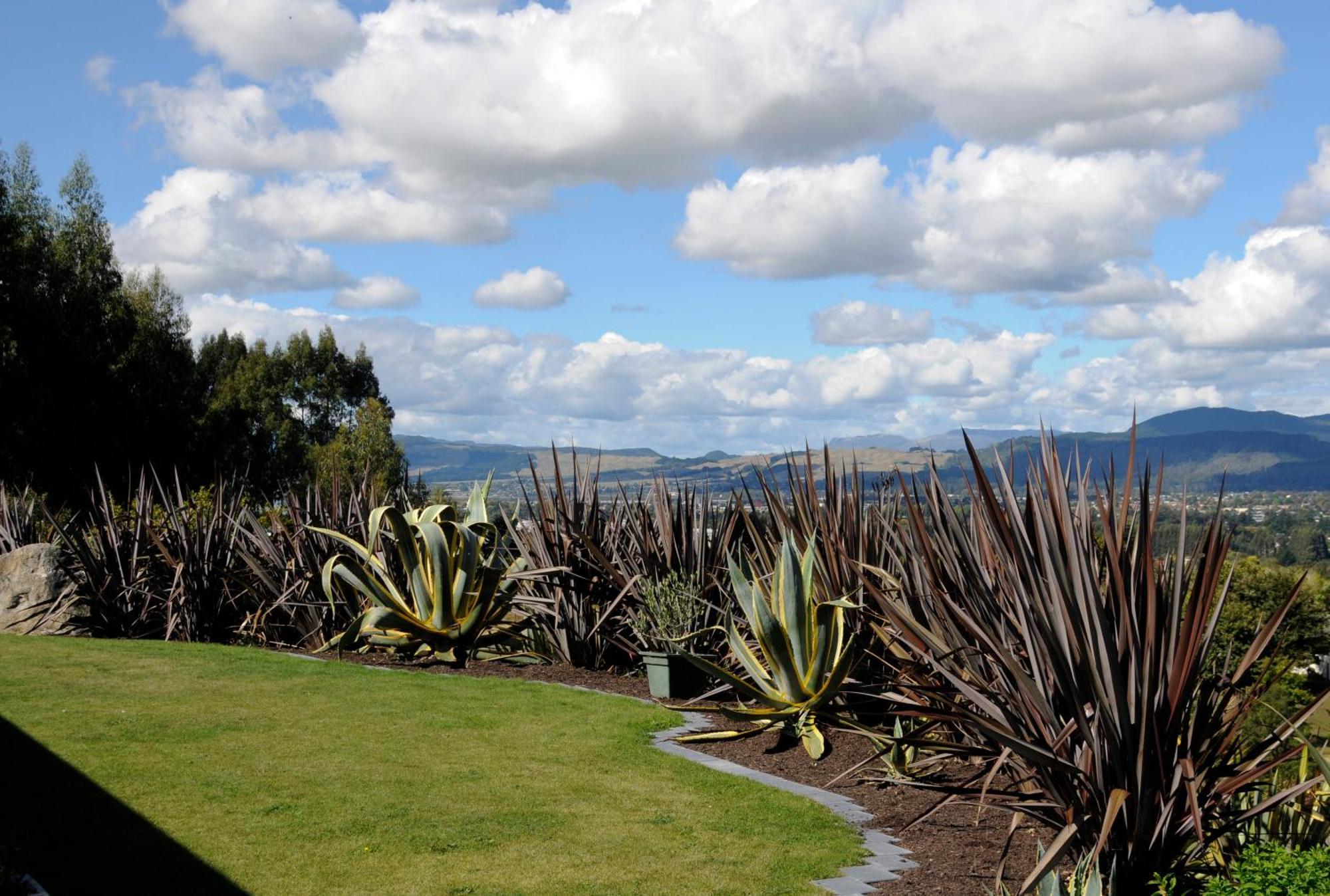 City Lights Boutique Lodge Rotorua Exterior photo