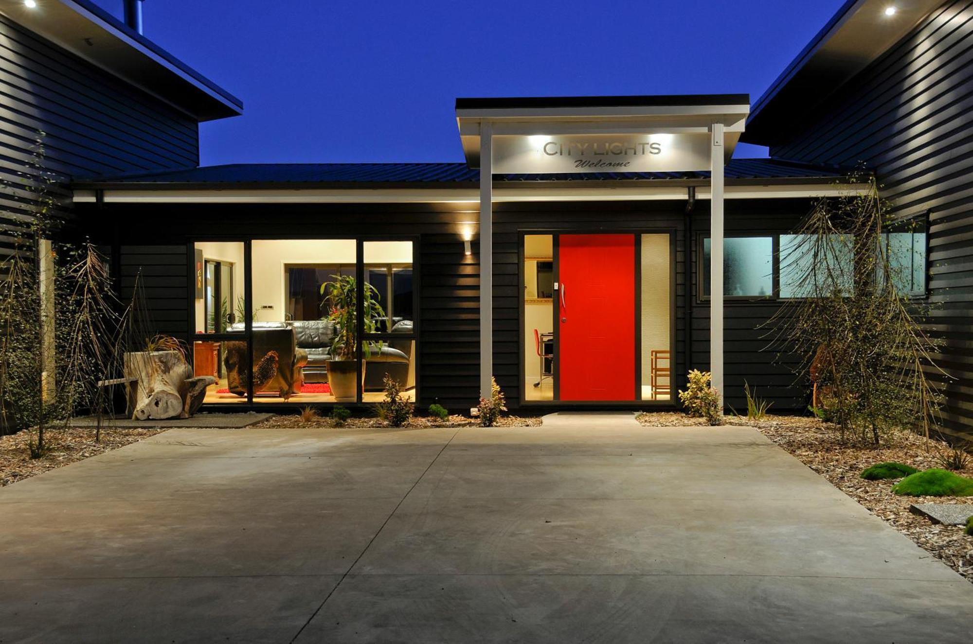 City Lights Boutique Lodge Rotorua Exterior photo