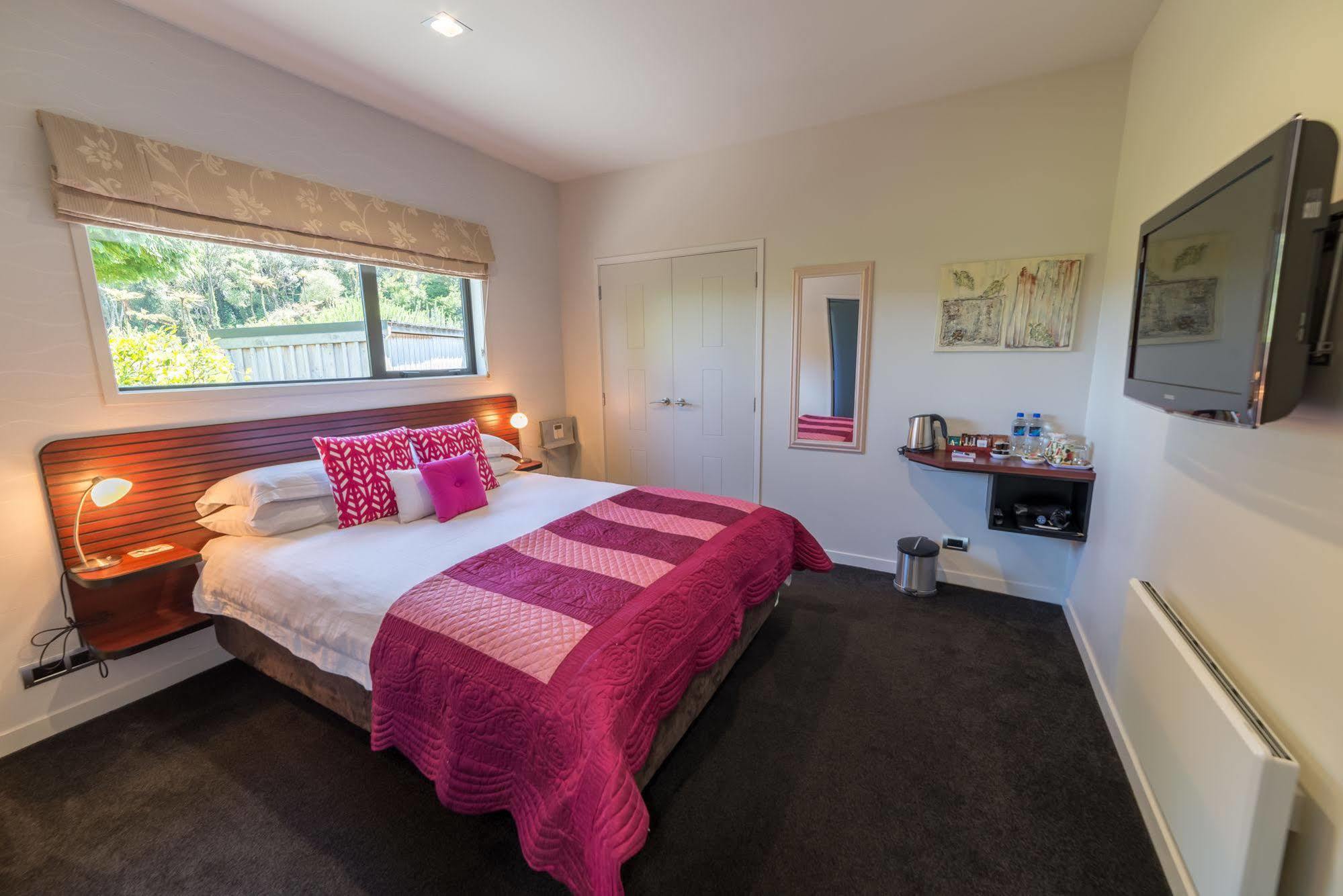 City Lights Boutique Lodge Rotorua Exterior photo