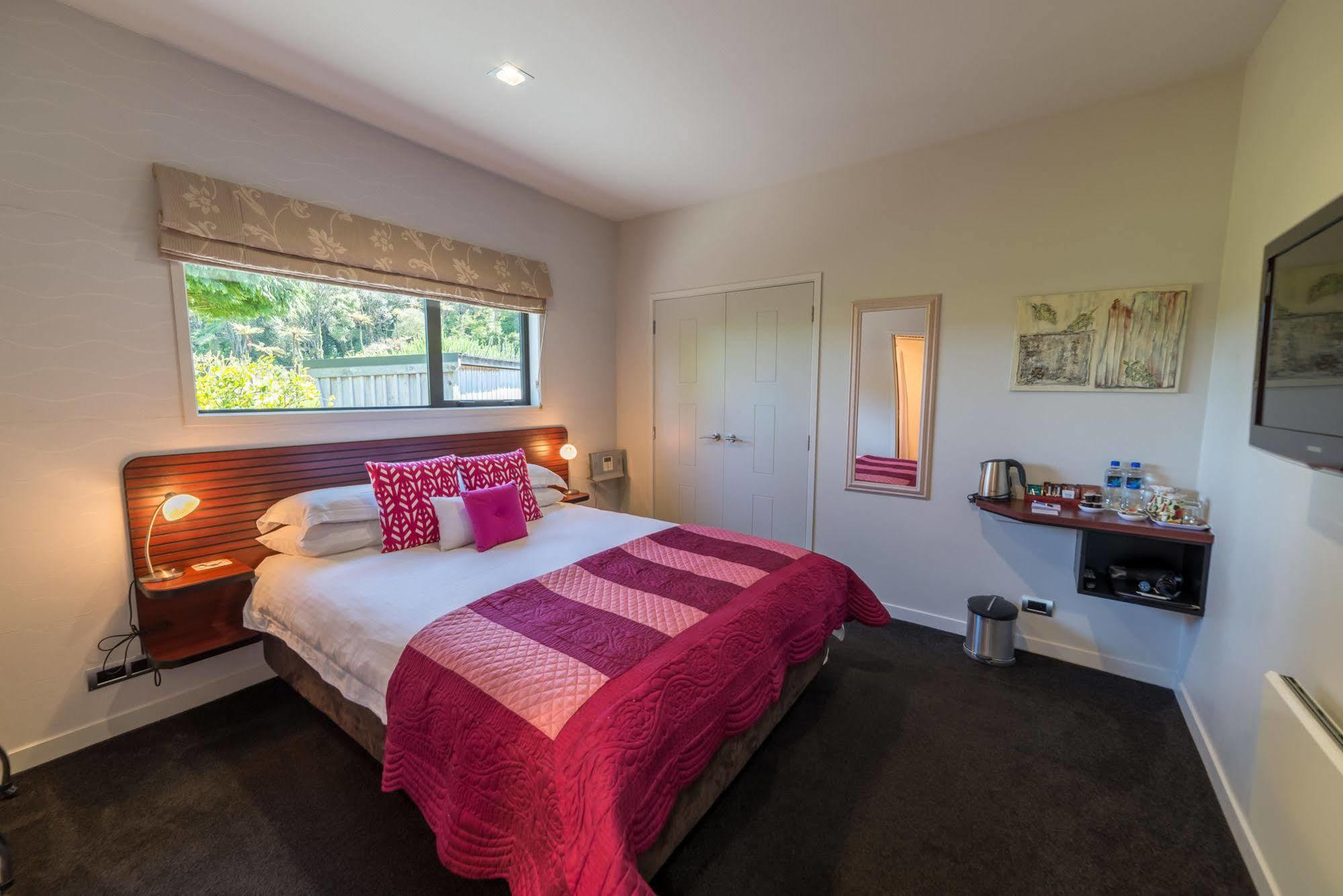 City Lights Boutique Lodge Rotorua Exterior photo