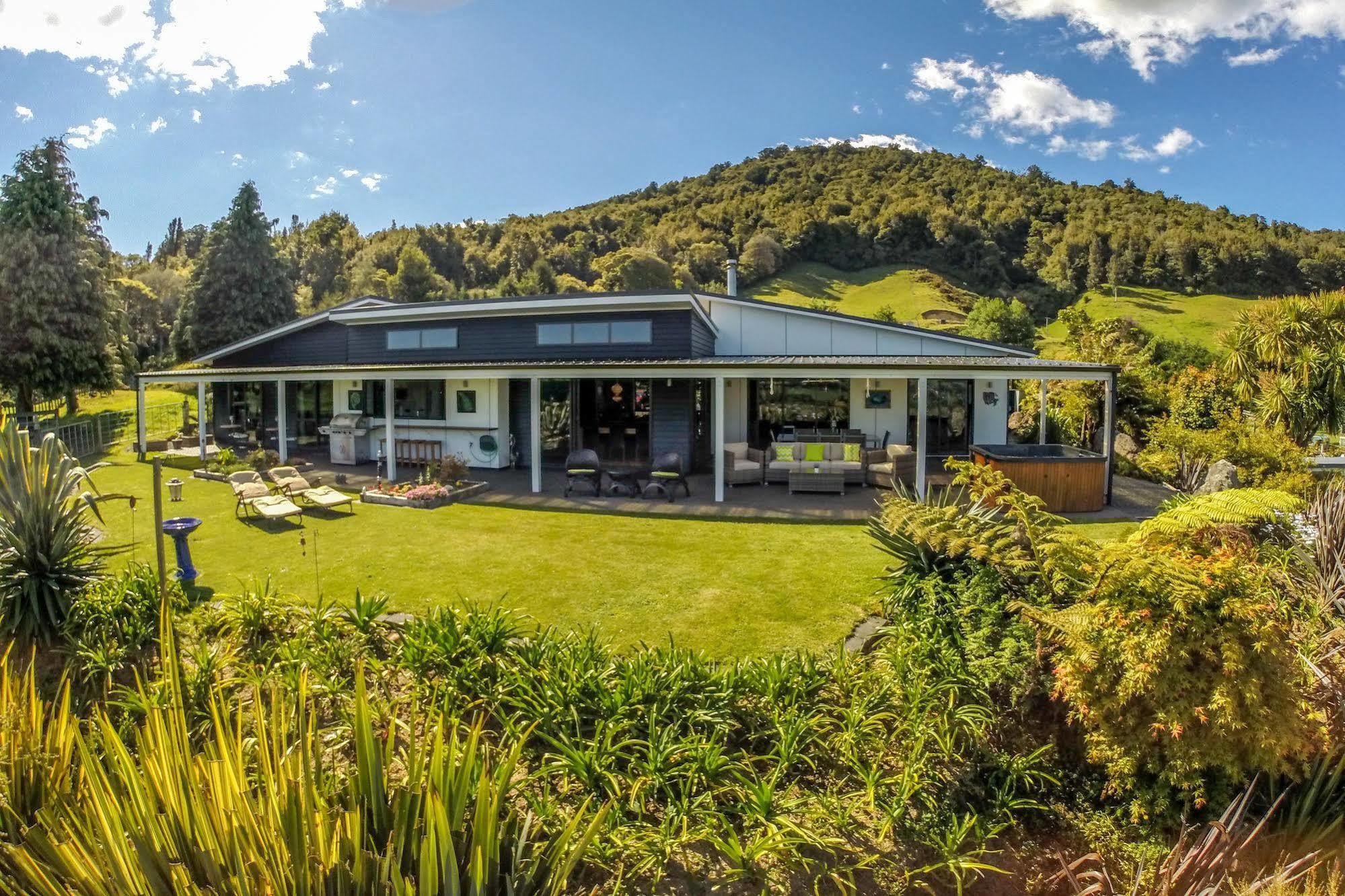 City Lights Boutique Lodge Rotorua Exterior photo