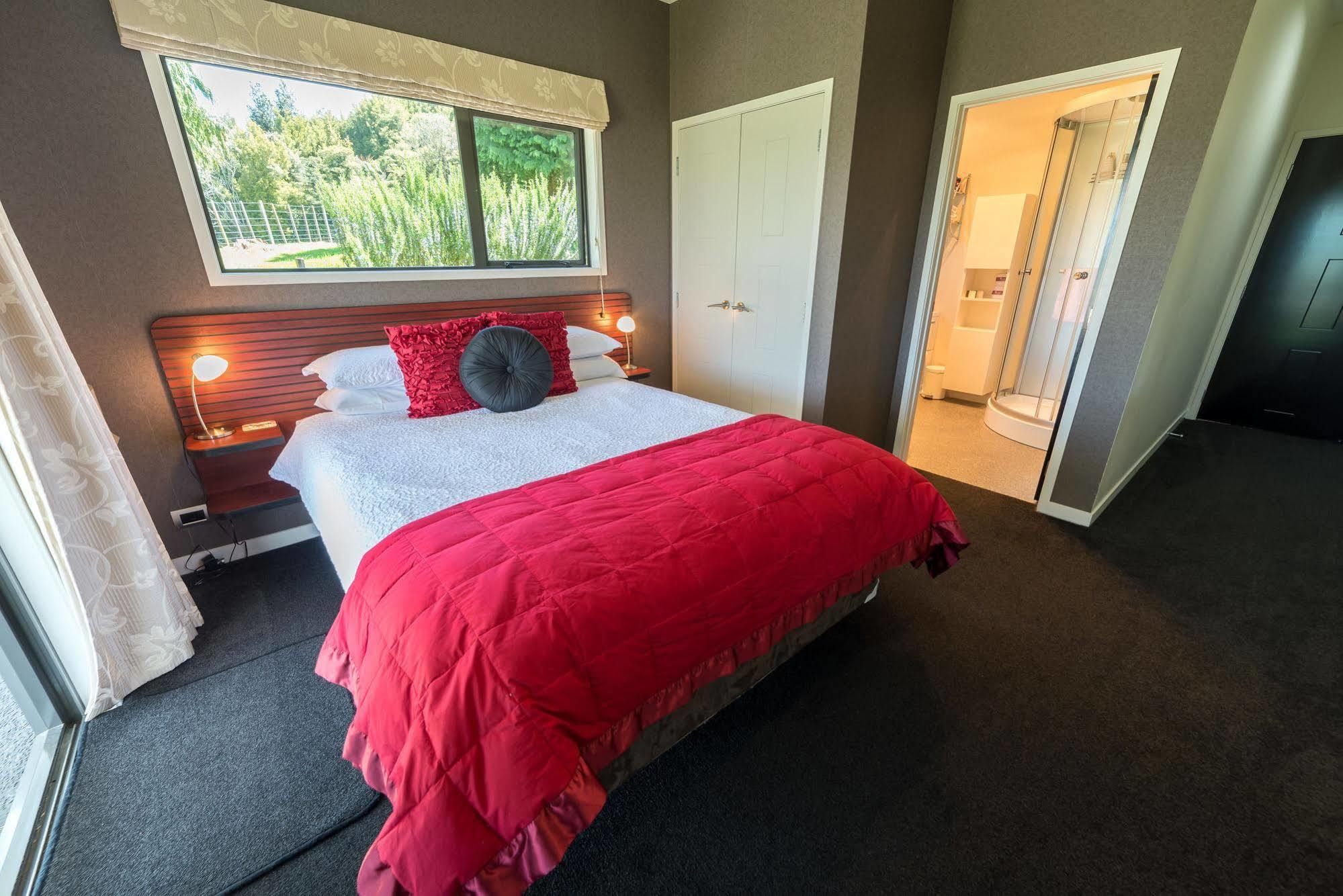 City Lights Boutique Lodge Rotorua Exterior photo