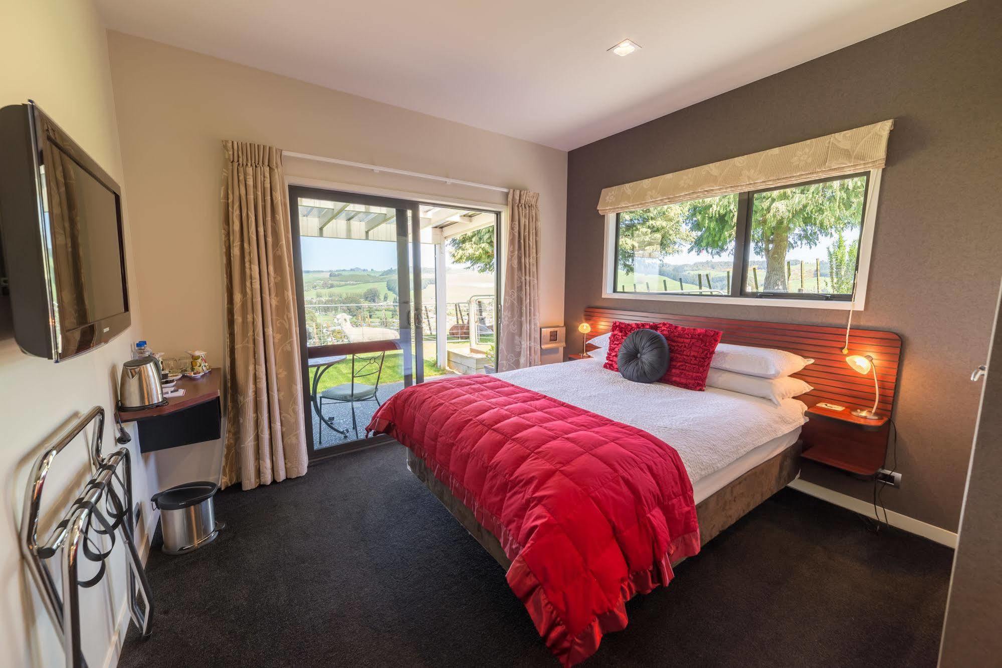 City Lights Boutique Lodge Rotorua Exterior photo