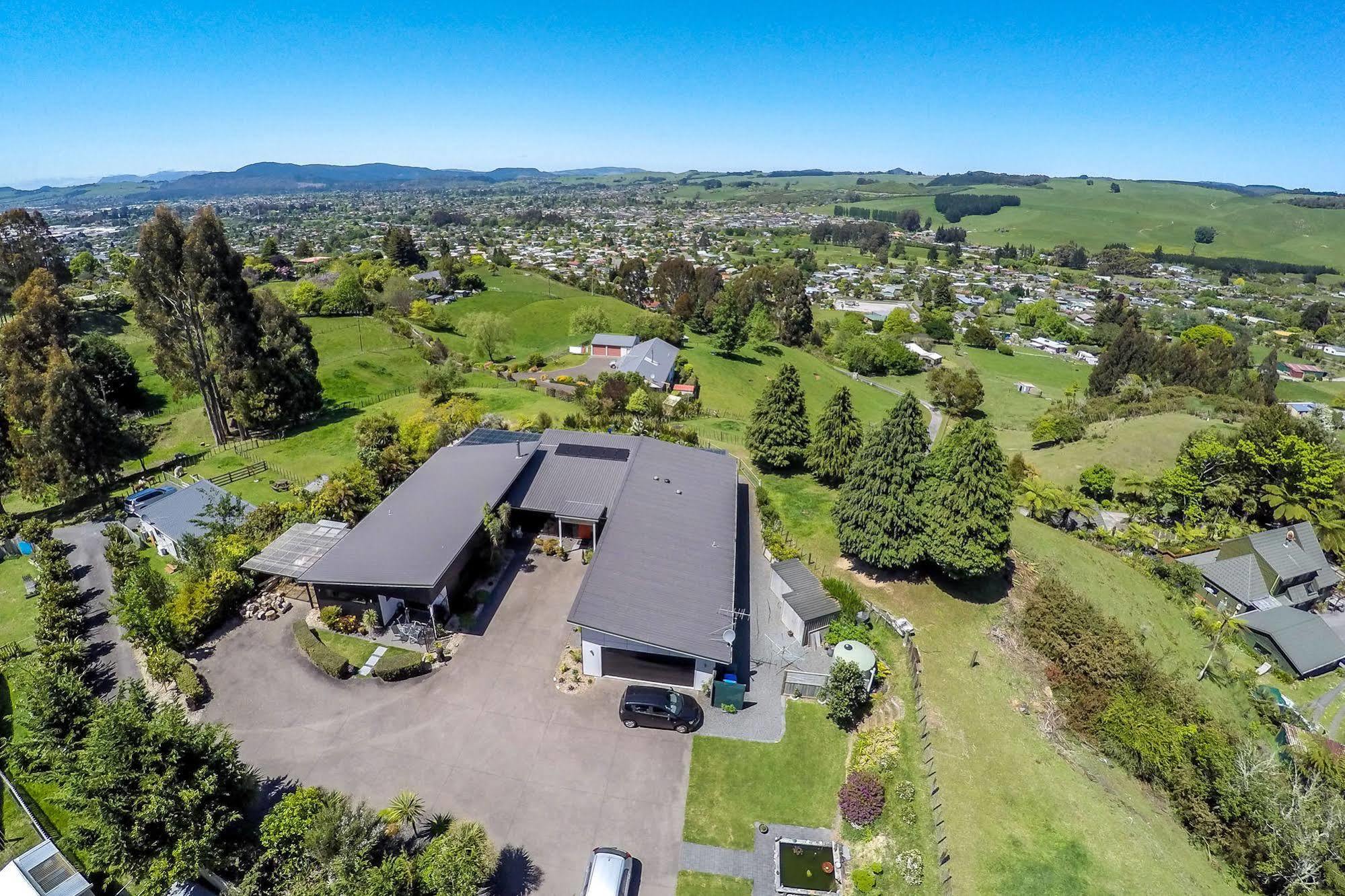 City Lights Boutique Lodge Rotorua Exterior photo